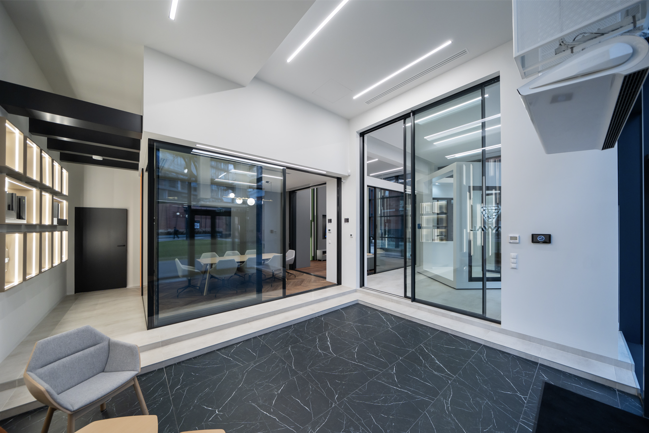 Showroom Yawal – Plac Konesera 6, 03-736 Warszawa